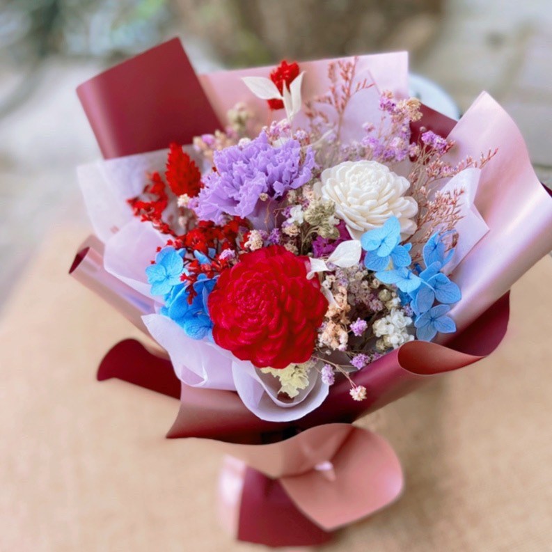 暖心盒裝 媽咪版 永生玫瑰花X康乃馨擴香乾燥花花束